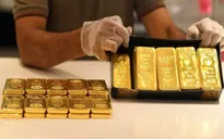 Giá vàng châu Á chạm mức cao nhất trong gần một tháng