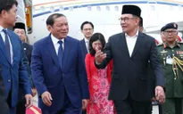 Thủ tướng Malaysia đến Hà Nội, bắt đầu chuyến thăm chính thức Việt Nam