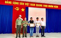 Khen thưởng 2 người dân dũng cảm bắt cướp ở Bình Phước
