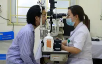 Người dân không nên tự ý mua thuốc khi bị viêm kết mạc