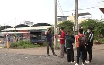 Nhiều văn phòng dạy lái xe đóng cửa, hàng nghìn học viên như “ngồi trên lửa”