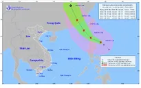 Bão Doksuri tiến gần Biển Đông