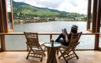Du khách Việt yêu thích du lịch dù bận tâm về tài chính
