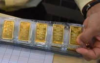 Giá vàng lao dốc