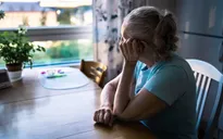 Sự cô độc gây hại cho bệnh nhân tiểu đường hơn cả hút thuốc lá
