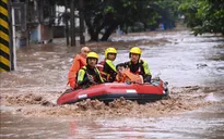 Trung Quốc ban bố cảnh báo cam do mưa lớn