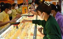 Giá vàng tiếp đà giảm