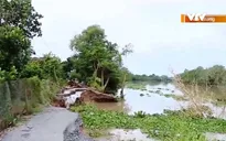 Hạ tầng giao thông bị hư hại do sạt lở
