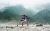 Mưa lũ bất thường tại Bắc Kinh, Trung Quốc tiếp tục duy trì cảnh báo màu đỏ về mưa bão