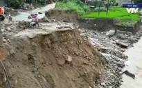 Bản làng tan hoang sau lũ quét: ''Không còn gì nữa, giờ trắng tay''