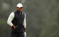 Tiger Woods đã có thể đi bộ bình thường trở lại sau phẫu thuật