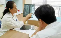 Phát hiện mắc viêm cột sống dính khớp sau 20 năm chẩn đoán nhầm bệnh