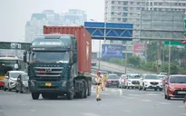 Hà Nội ra quân kiểm soát xe khách, xe trọng tải lớn