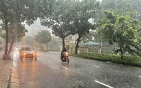 Nhiều khu vực trên cả nước có mưa rào và dông từ chiều tối 18/8