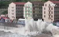 Trung Quốc nâng mức ứng phó bão Khanun