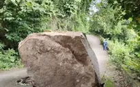 An Giang: Tạm dừng giao thông lên núi Ba Thê do sạt lở