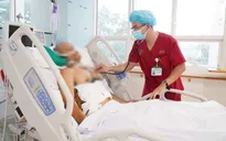 Báo động đỏ cứu người đàn ông đa chấn thương nguy kịch do tai nạn giao thông