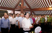 Chủ tịch nước dâng hương tưởng niệm 54 năm Ngày mất của Chủ tịch Hồ Chí Minh