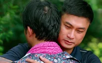 Làng trong phố - Tập 4: Hiếu bịn rịn chia tay Mến, rời làng lên thành phố