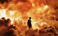 Oliver Stone khen ngợi "Oppenheimer" của Christopher Nolan là "Kinh điển"
