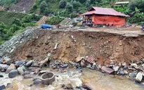 Sơn La: Mưa lớn gây sạt lở đất đá, một người chết, nhiều nhà dân bị đổ sập