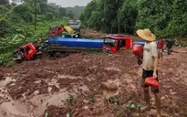 Toàn bộ người Việt mắc kẹt trên Đường 8 ở Lào được cứu hộ an toàn