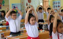 Gánh nặng những khoản thu đầu năm học mới