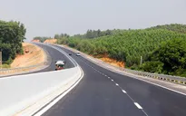 Thủ tướng yêu cầu khẩn trương xây dựng quy chuẩn về đường bộ cao tốc