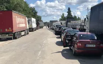 Latvia dọa tịch thu ô tô Nga