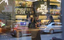 Quán cafe với những nhân viên đặc biệt