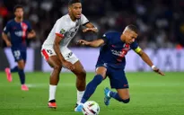 Vòng 5 Ligue I | Mbappe lập cú đúp, PSG vẫn nhận thất bại đầu tiên của mùa giải