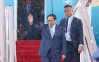 Thủ tướng Phạm Minh Chính bắt đầu dự Hội chợ CAEXPO và Hội nghị CABIS ở Trung Quốc