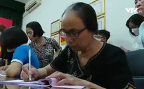 Người dân sẻ chia với gia đình các nạn nhân vụ cháy chung cư mini
