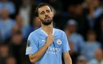 Pep Guardiola báo tin không vui cho fan Man City sau trận thắng tại Champions League