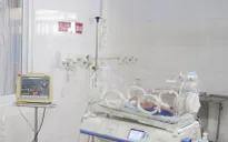Bé sơ sinh 1 ngày tuổi hẹp nặng đường thở, đe dọa tính mạng vì hội chứng hiếm gặp