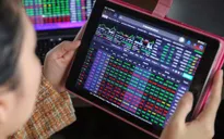 VN-Index giảm hơn 11 điểm
