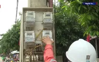 Nghệ An nỗ lực khôi phục hệ thống điện lưới sau mưa lũ
