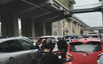 Hà Nội: Nhiều tuyến đường ùn tắc trong sáng ngày khai giảng năm học mới