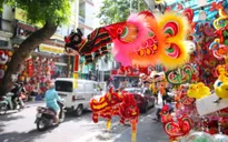 Phố Hàng Mã rực rỡ sắc màu trước Tết Trung thu