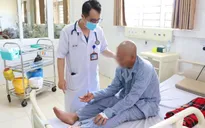 Người đàn ông nguy kịch do bị kiến đốt