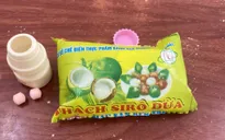 Cao Bằng: Uống nước và kẹo bán ở cổng trường, 20 học sinh nghi bị ngộ độc thực phẩm