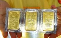 Bỏ độc quyền, giá vàng hết "một mình một chợ"?