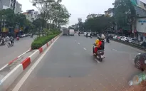 Nguy hiểm ô tô rượt đuổi, chèn ép nhau trên đường