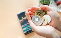 Hơn 43% người Việt chơi tiền số thua lỗ
