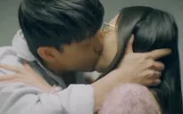Chúng ta của 8 năm sau - Tập 36: Sùng sục đòi ly hôn người chồng ngoại tình, vì sao giờ Nguyệt lại lấn cấn?
