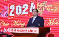 Thủ tướng gặp mặt các nhà đầu tư, nhà tài trợ, đề nghị cùng Việt Nam đoàn kết, hành động