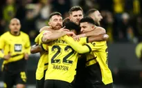 Dortmund áp sát top 4 Bundesliga