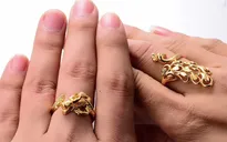 Người Trung Quốc chuộng trang sức vàng hình rồng