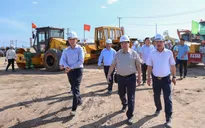 Thủ tướng kiểm tra hiện trường, thúc đẩy tiến độ 2 dự án cao tốc trọng điểm vùng Đông Nam Bộ