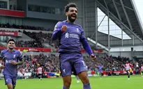 Thắng dễ Brentford, Liverpool củng cố ngôi đầu tại Ngoại hạng Anh
